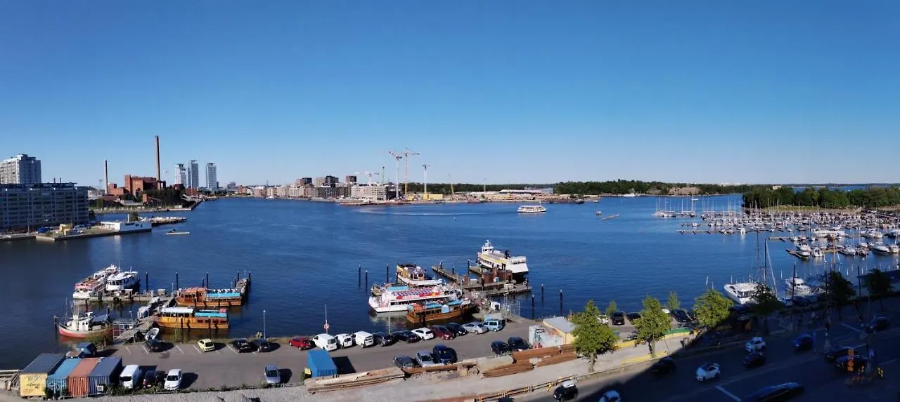 City Center With Amazing View, Cosy 3 Bed Flat, Fully Furnished. Helsinki